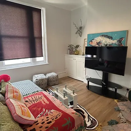 Bright Apartment In The Heart Of St Leonards Hastings Exterior photo